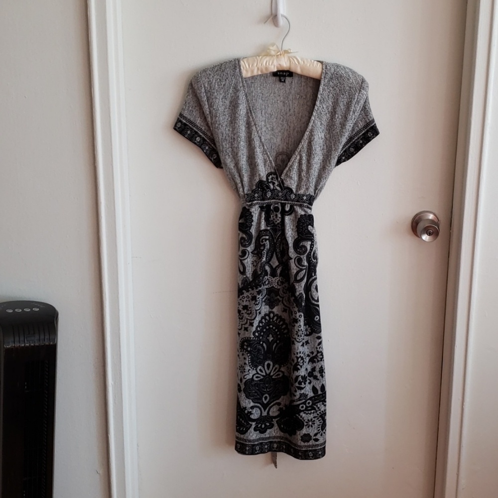Sale 4/$20 Short sleeve dress